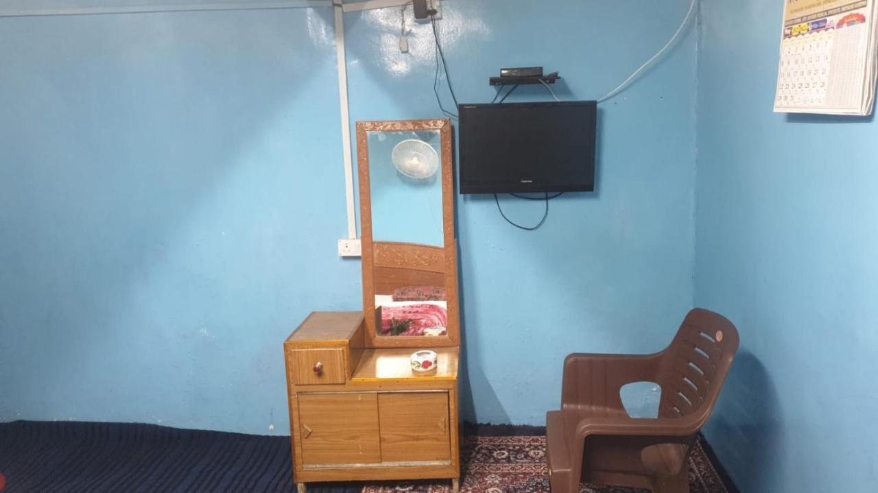 Lake Boulevard Guest House Srinagar  Ngoại thất bức ảnh